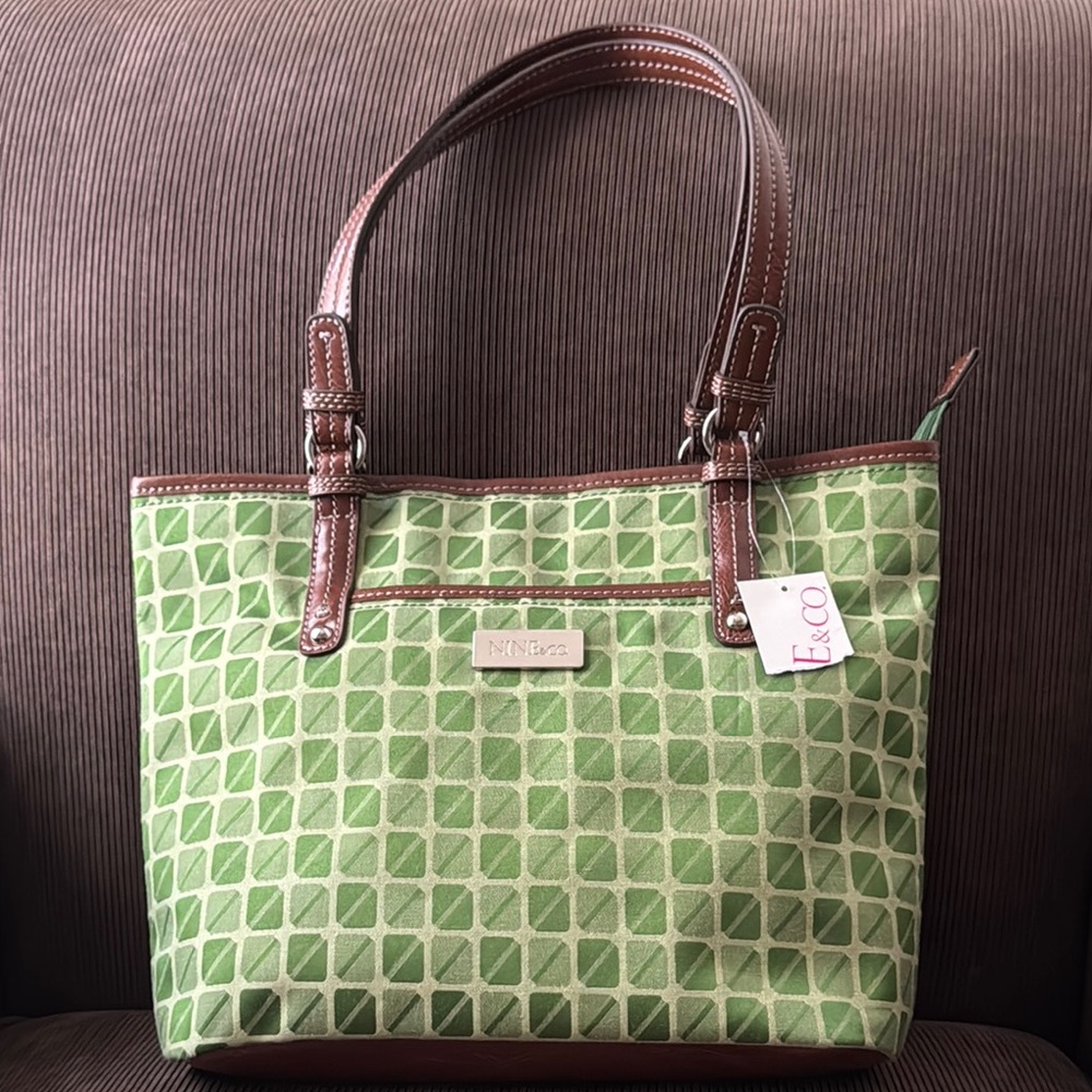 Nine & Co Green and Brown Geometric Tote